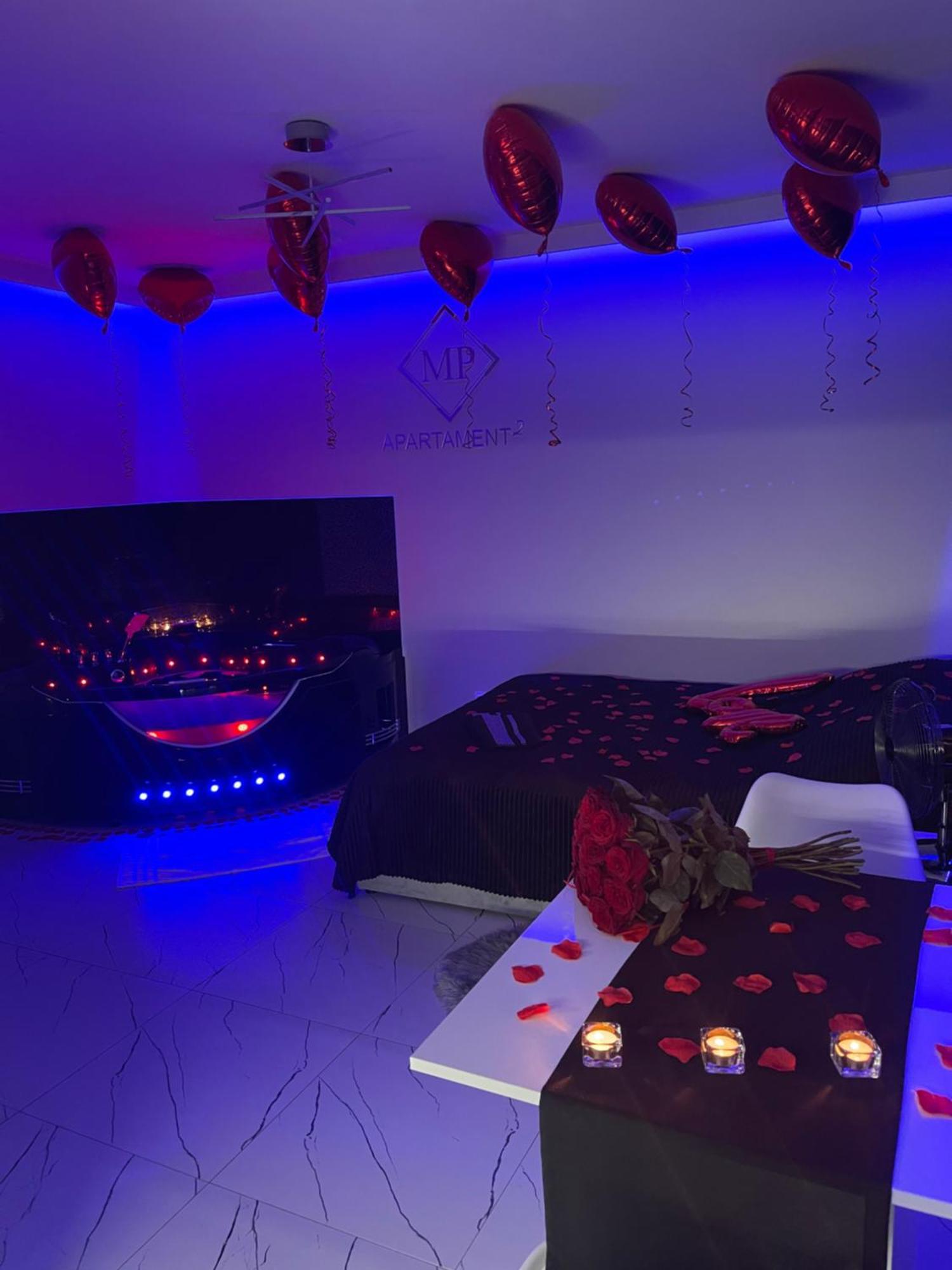Mp Apartament 2 Bialystok Jacuzzi 外观 照片