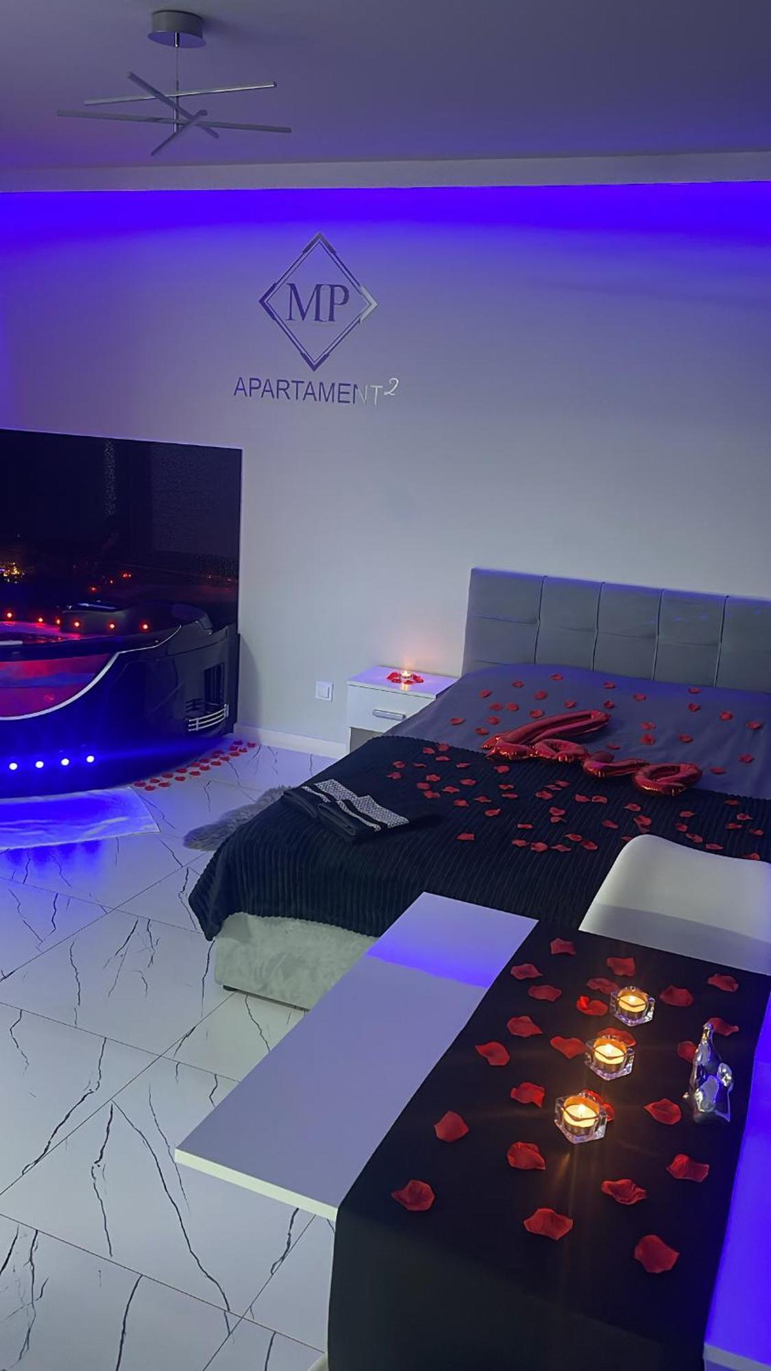 Mp Apartament 2 Bialystok Jacuzzi 外观 照片